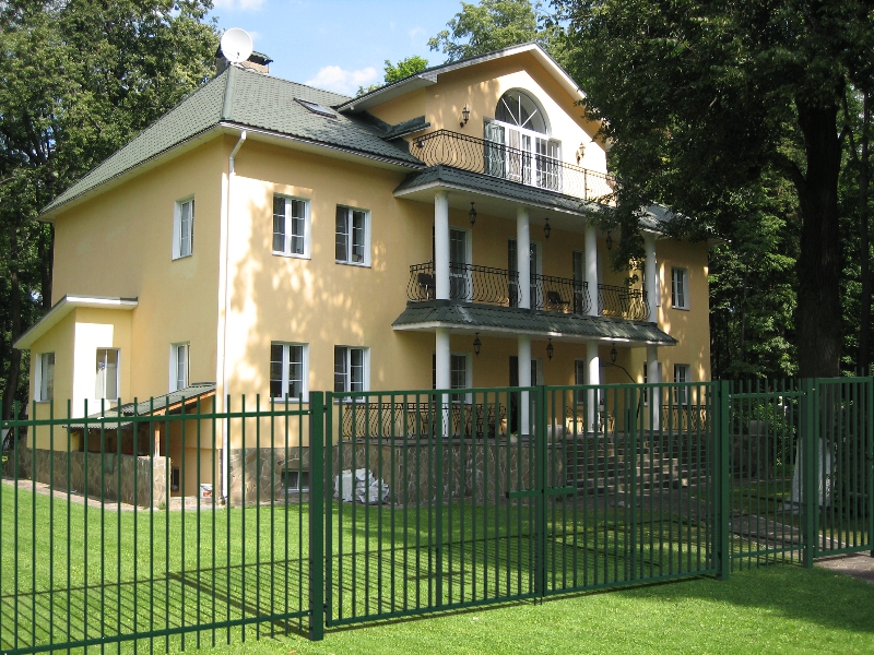 Забор для дома отдыха