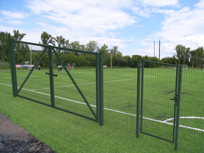 Сетчатое ограждение для футбольного поля 105х68